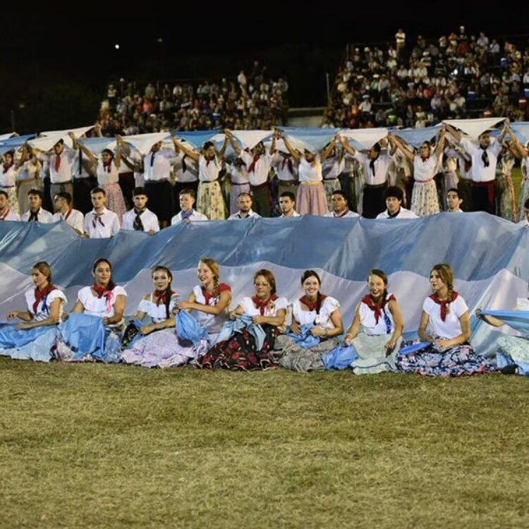 Público en el festival anual de Diamante Baila